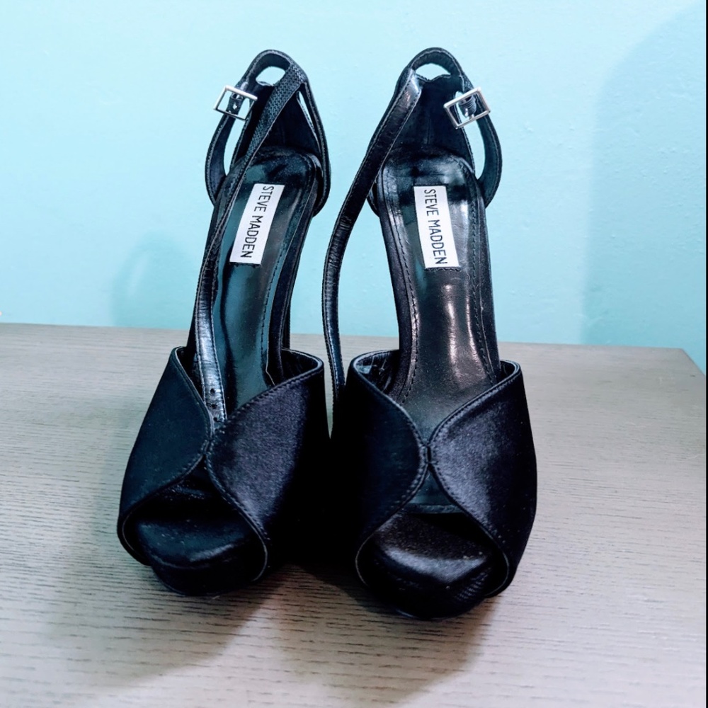 Steve Madden ‘Tia’ Peep toe Heels 8M